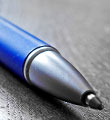 Schreibstift mit blauer Tinte
